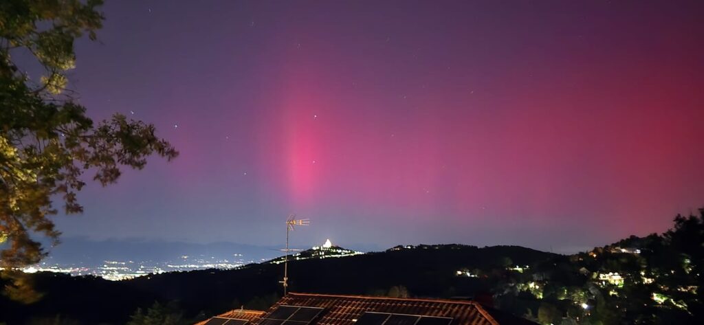 aurora boreale italia foto