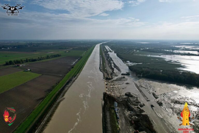 Tracimazione dell'Idice, ricognizione aerea dei Vigili del Fuoco Volontari di Molinella