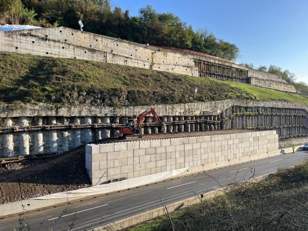 autostrada A6 torino-savona