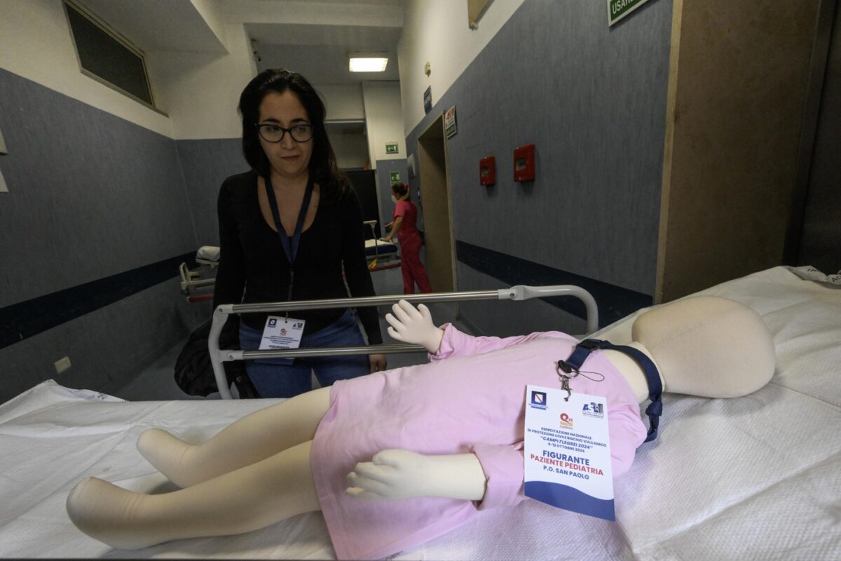 esercitazione campi flegrei ospedale napoli