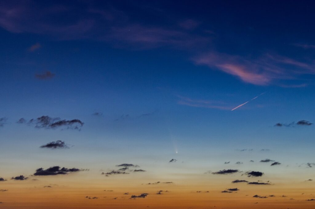 foto Cometa C2023 A3 Tsuchinshan-ATLAS Brosio Calabria