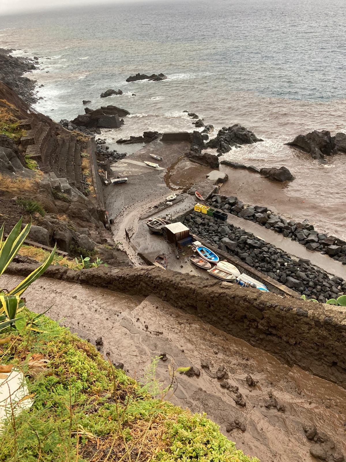 foto ginostra stromboli maltempo sicilia eolie oggi