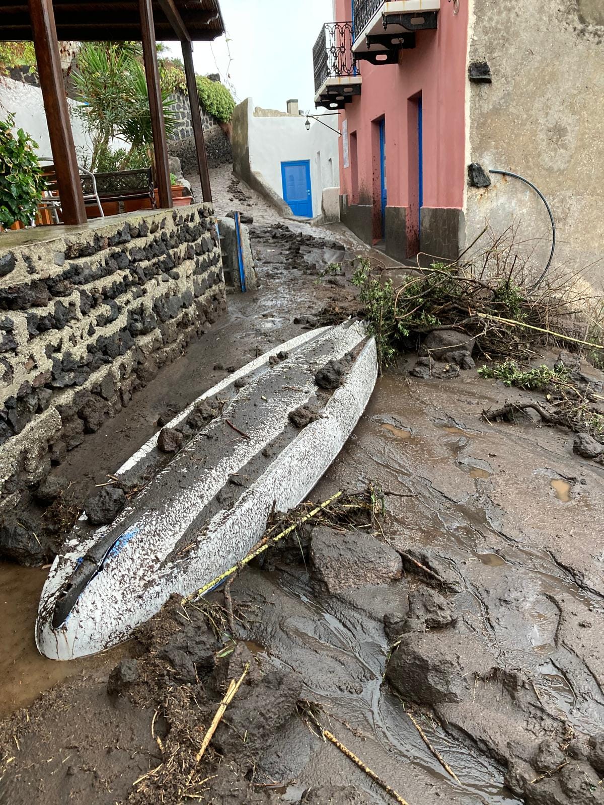 foto ginostra stromboli maltempo sicilia eolie oggi