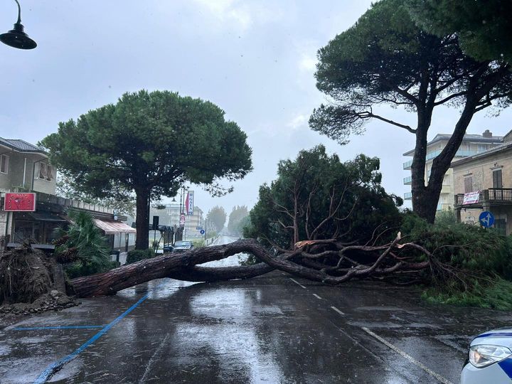 maltempo cesenatico