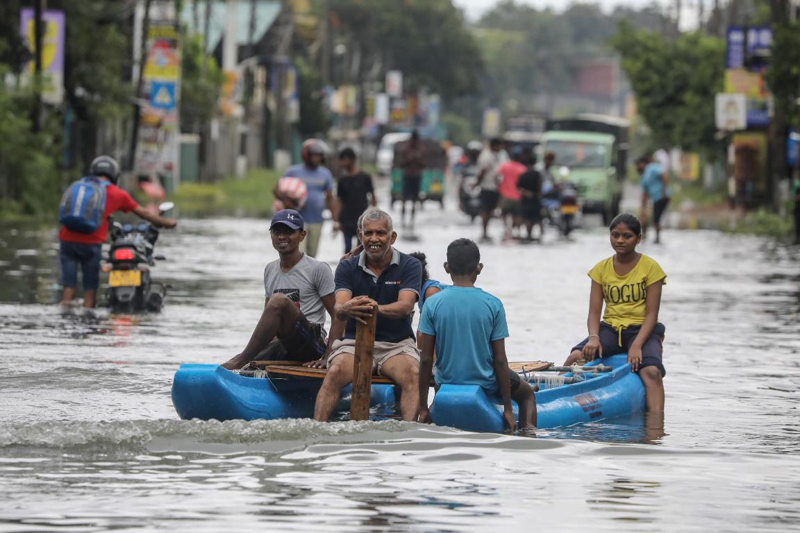 inondazioni maltempo sri lanka