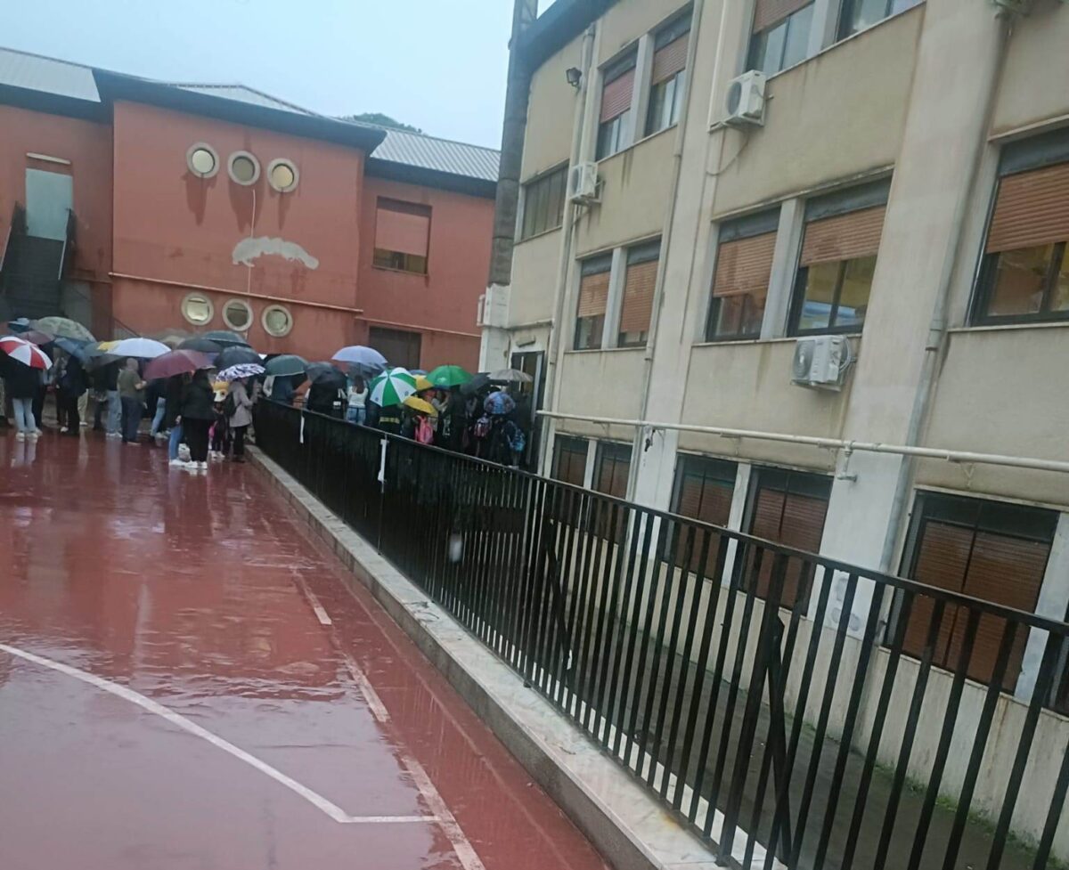 maltempo scuola reggio calabria