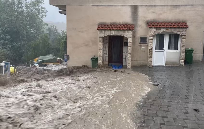 podgora croazia alluvione lampo maltempo temporale tempesta