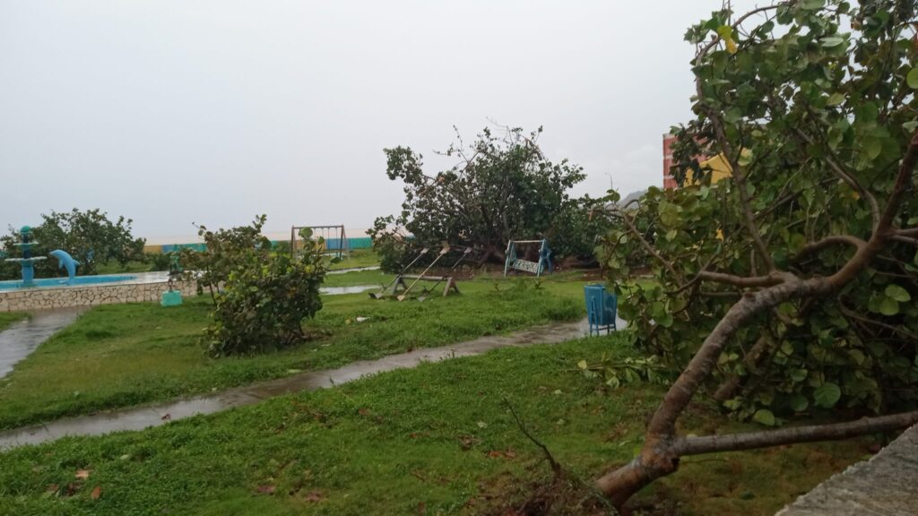 tempesta oscar cuba