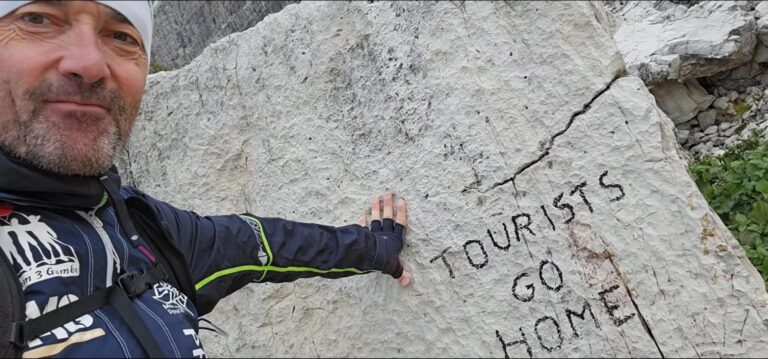 tourist go home lavaredo