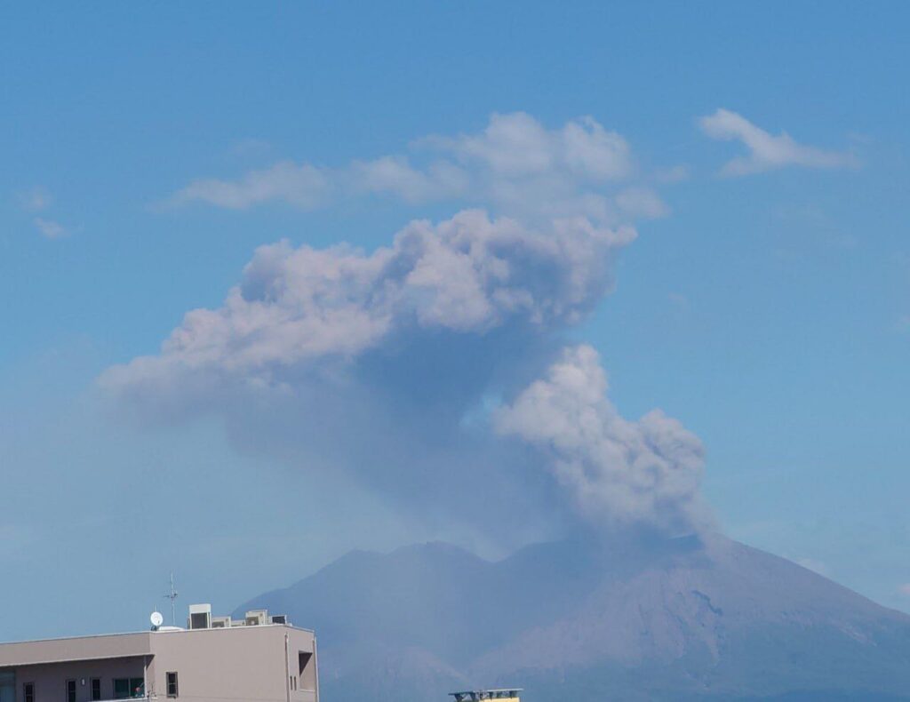 vulcano Sakurajima eruzione giappone