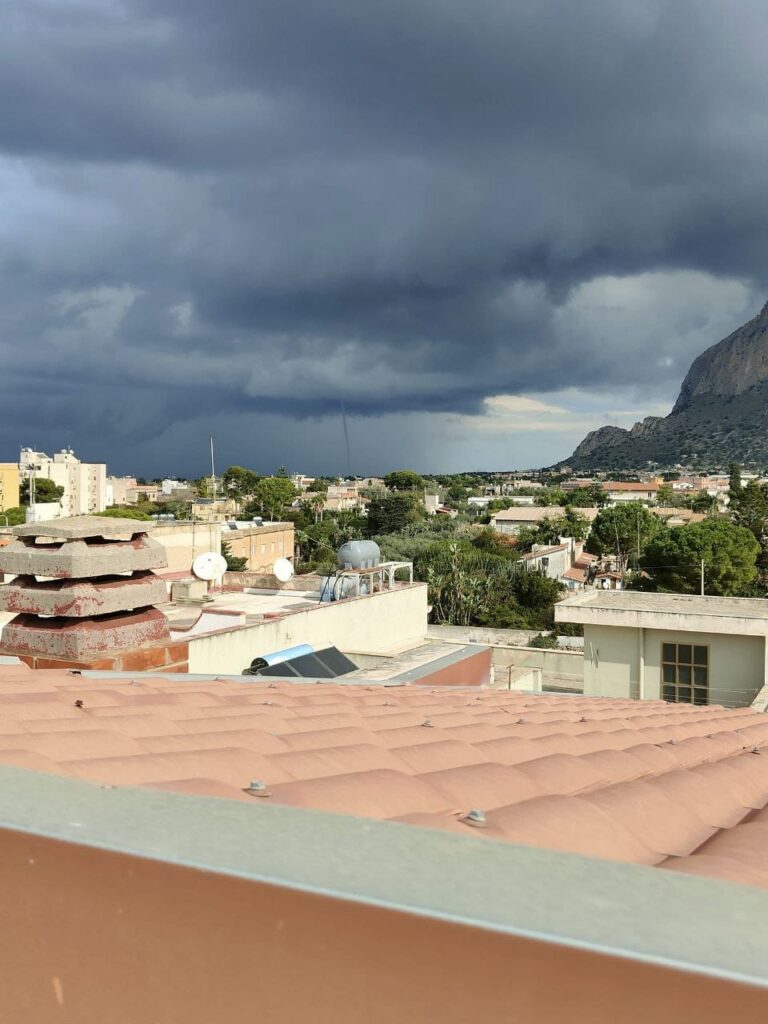 maltempo tornado palermo