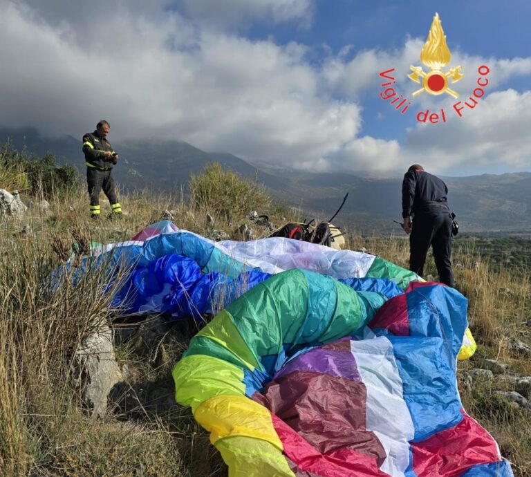 parapendio pollino incidente oggi