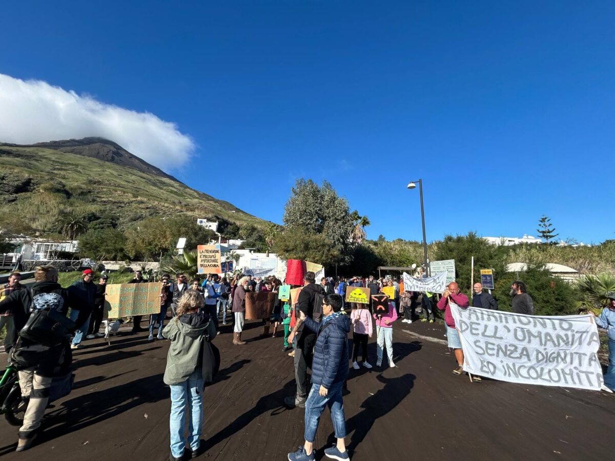 protesta stromboli maltempo