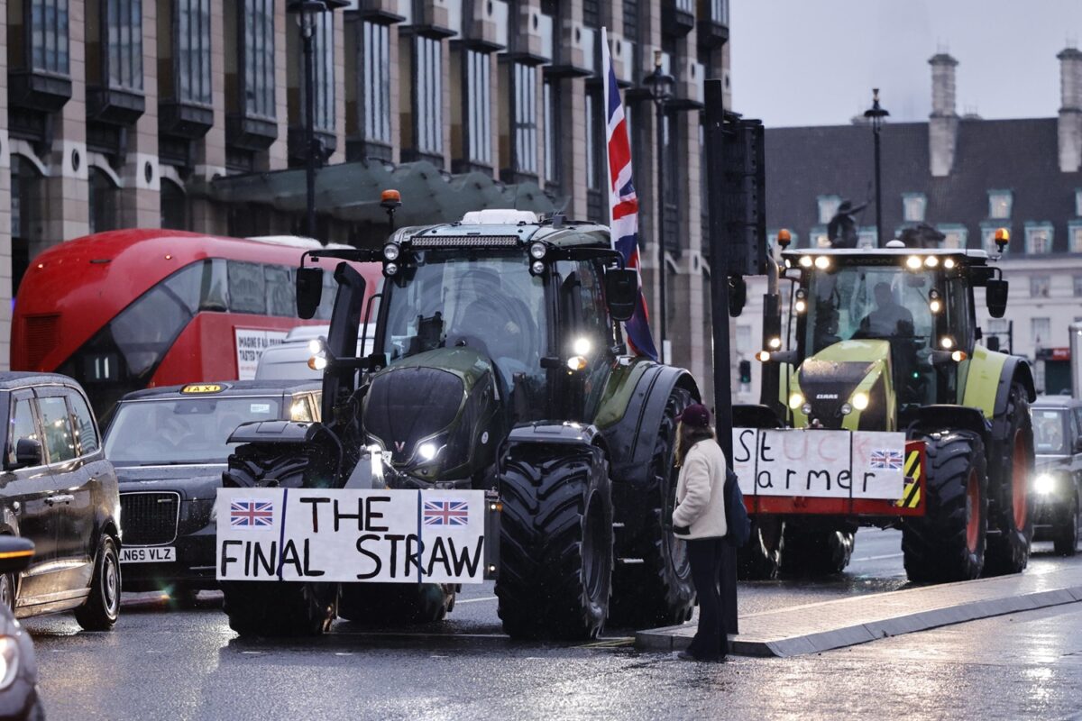 protesta agricoltori londra regno unito