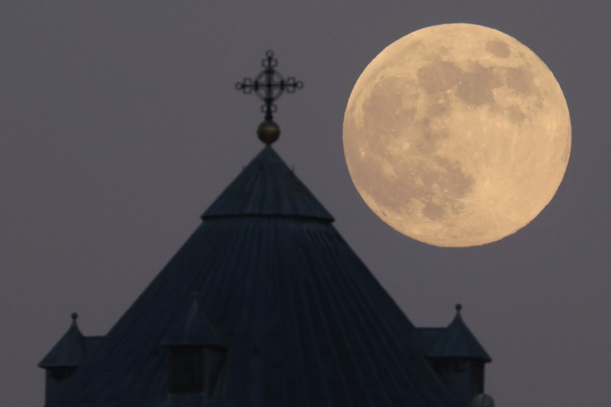 superluna 15 novembre 2024