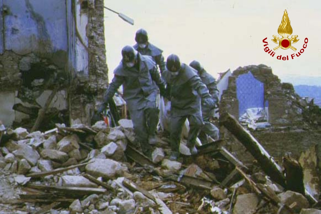 terremoto vigili del fuoco irpinia 1980