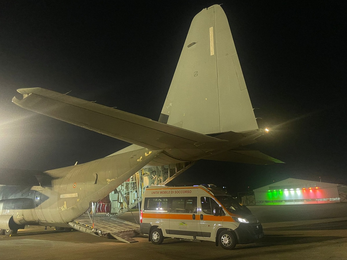 trasporto aeronautica militare capodichino torino