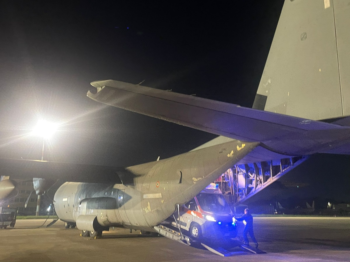 trasporto aeronautica militare capodichino torino