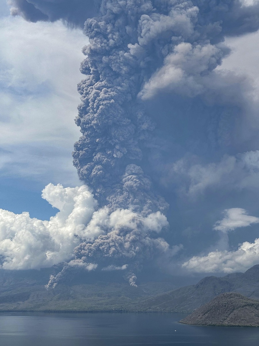 vulcano eruzione indonesia