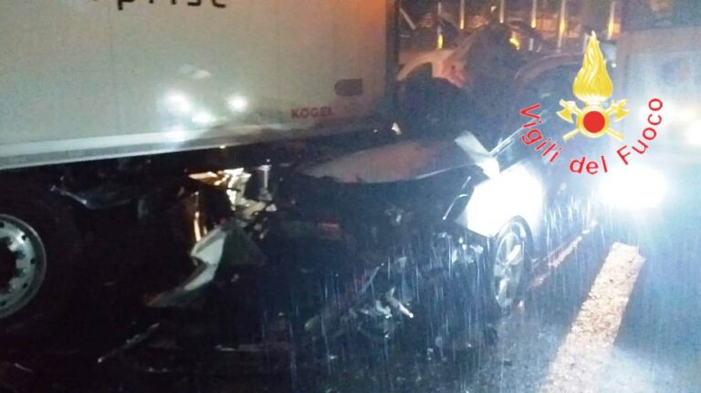 incidente mortale maltempo a2 salerno reggio calabria