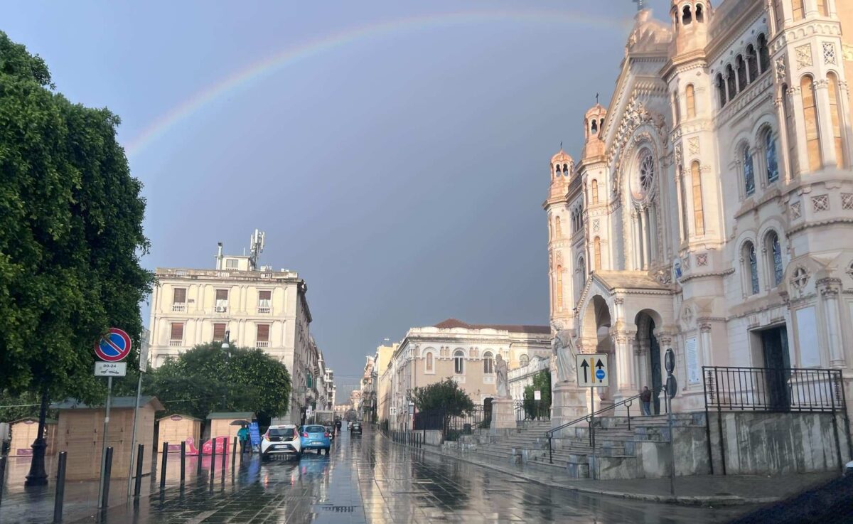 temporale reggio calabria arcobaleno