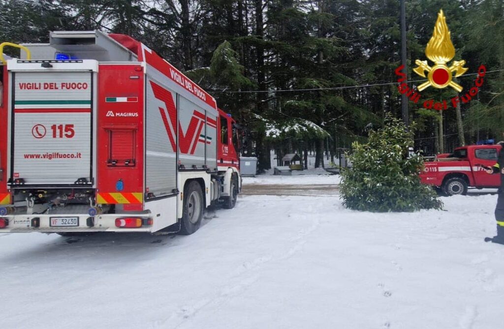 neve vigili del fuoco